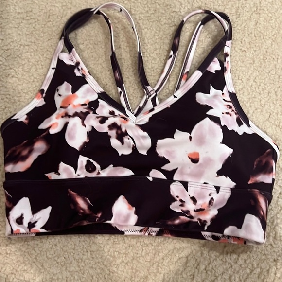 Balance collection sports bra - Picture 1 of 2